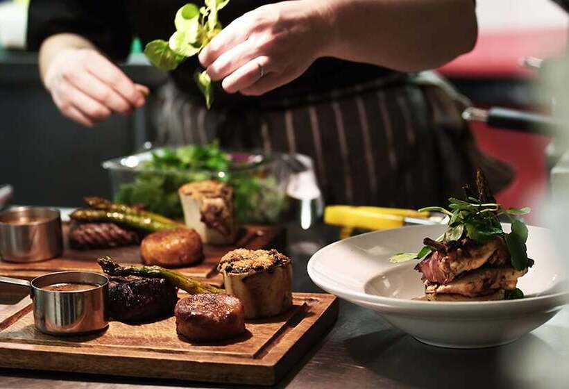 ホテル Hôtel Les Grangettes