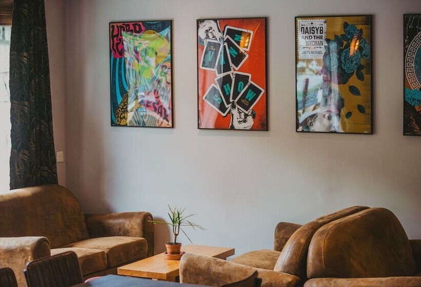 ホテル Hôtel Les Grangettes