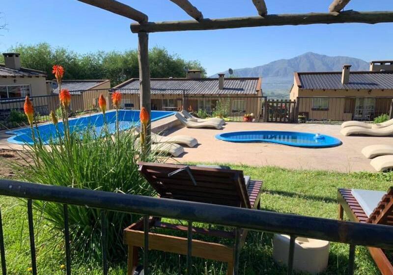 هتل Los Carolinos By Dot Cabana