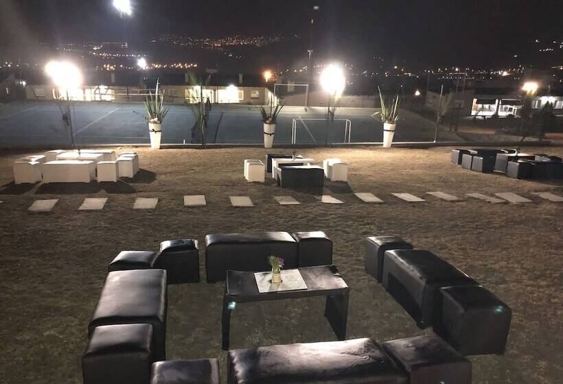 هتل Los Carolinos By Dot Cabana