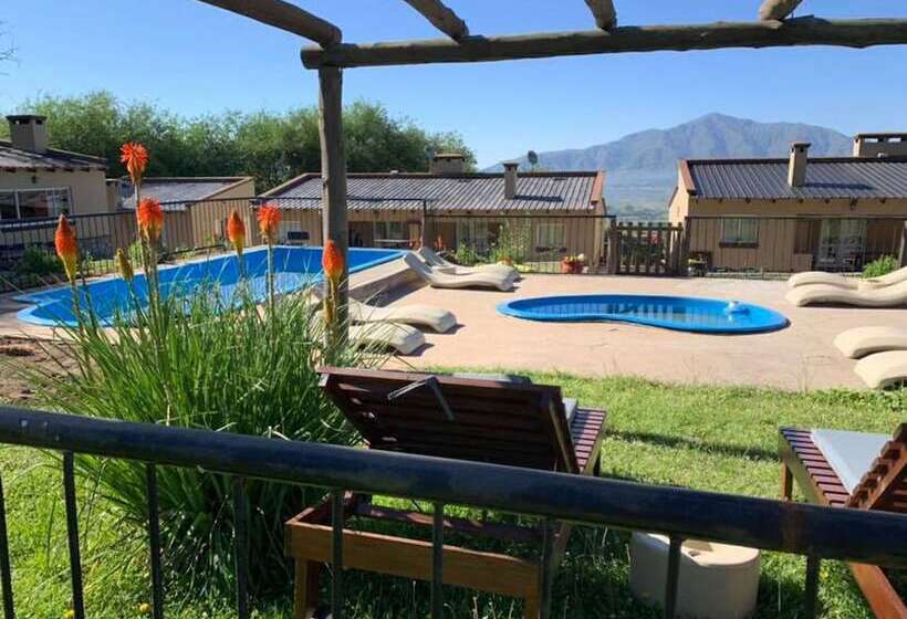 هتل Los Carolinos By Dot Cabana