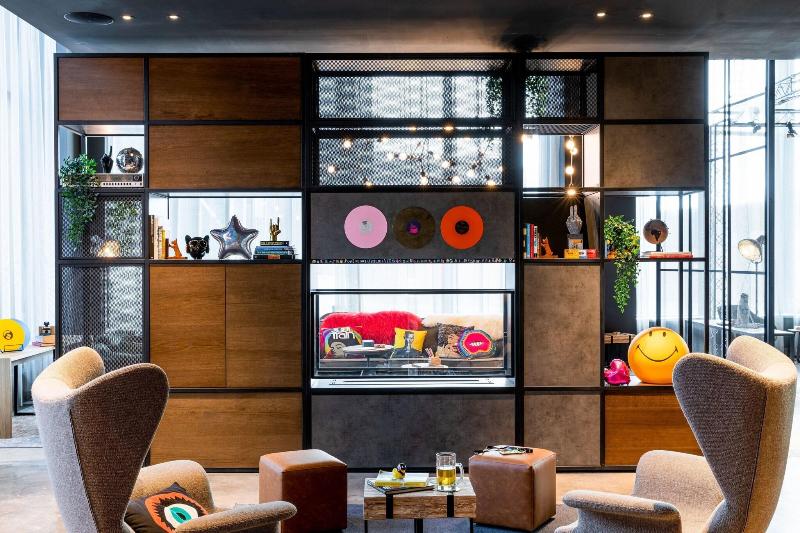 בית מלון כפרי Moxy Glasgow Sec