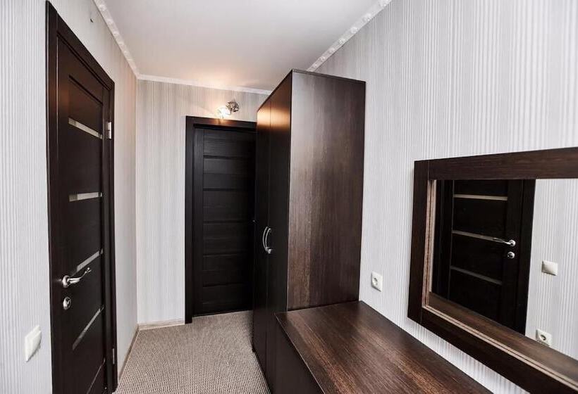 هتل Zhemchuzhina Zarech Ya