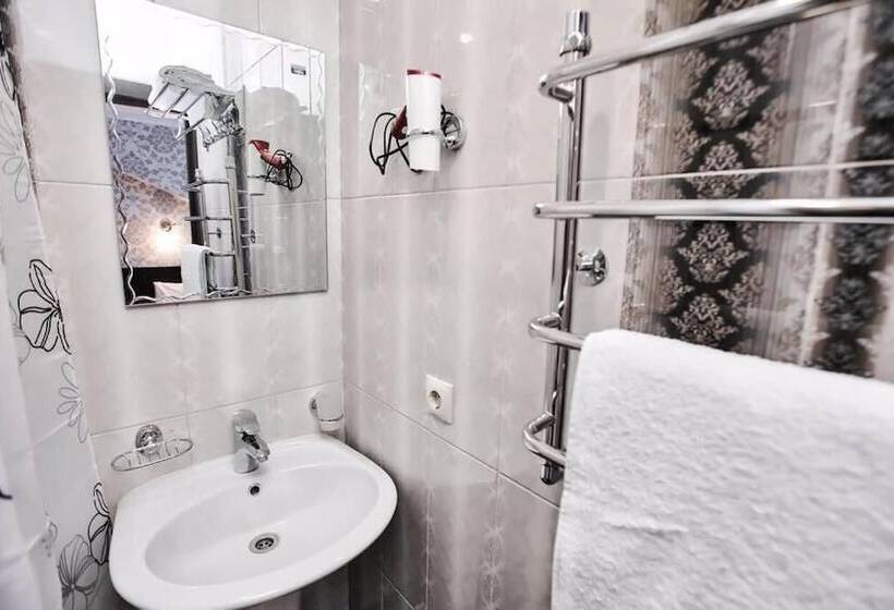 هتل Zhemchuzhina Zarech Ya