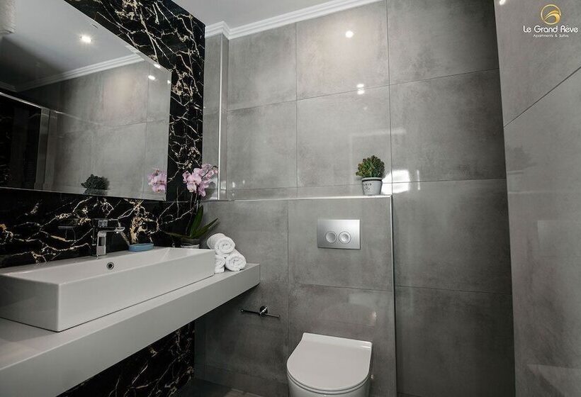 Le Grand Reve Apartments & Luxury Suites