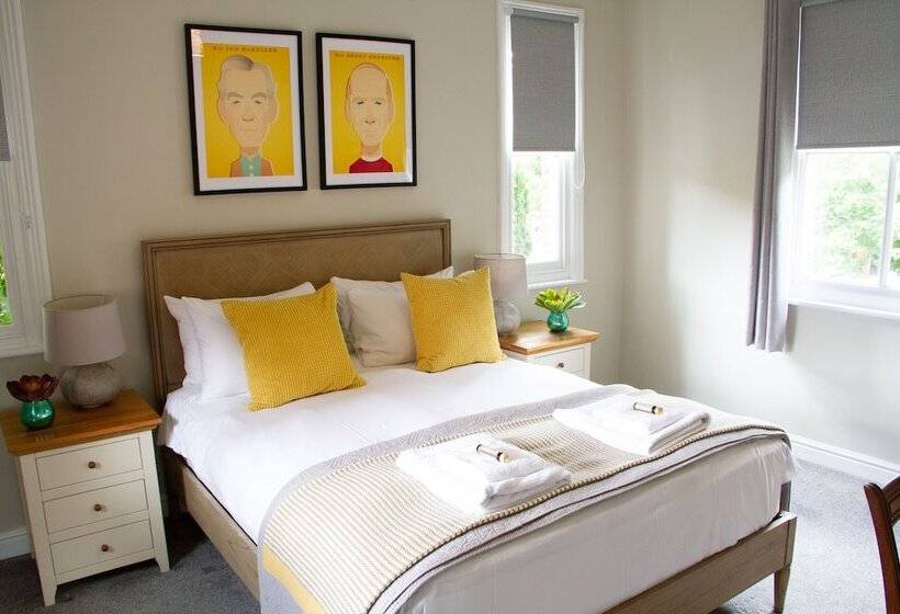 Lock Keepers Cottage Detached House In The City