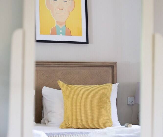 Lock Keepers Cottage Detached House In The City