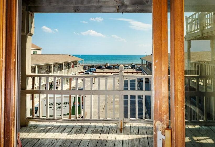 Sea Spiral Suites & Motel