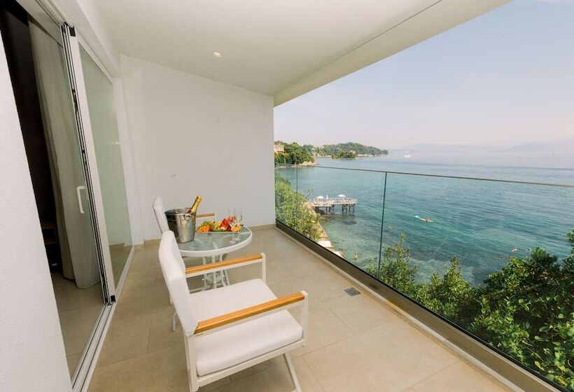 Ray Hotel Corfu