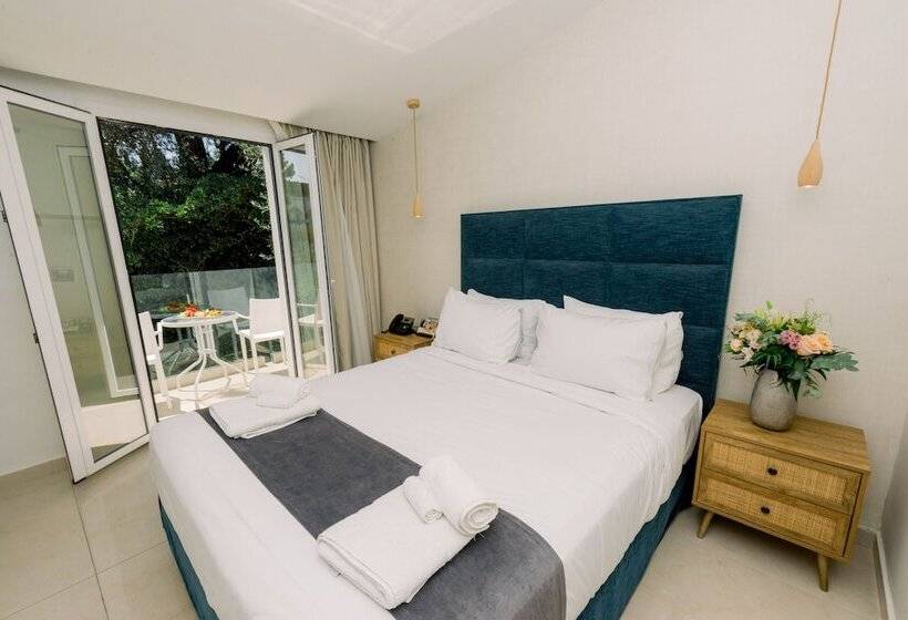 Ray Hotel Corfu