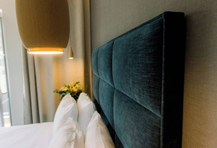 Ray Hotel Corfu