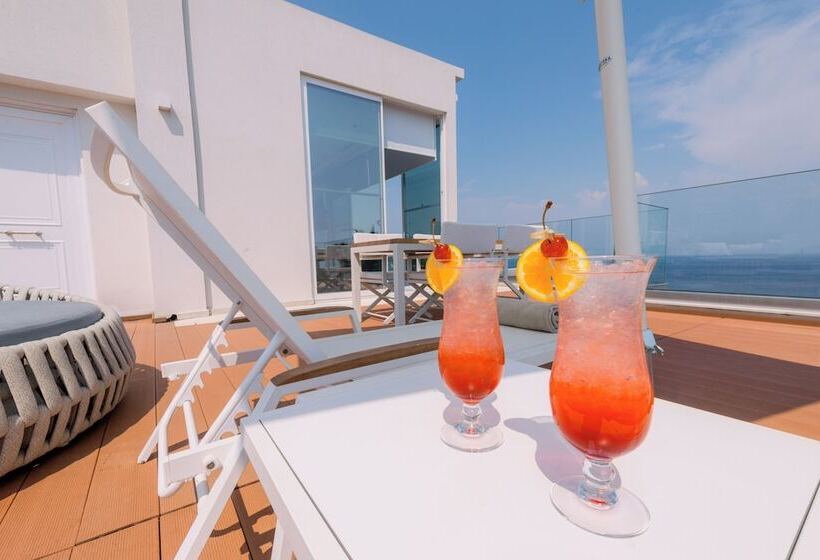 Ray Hotel Corfu
