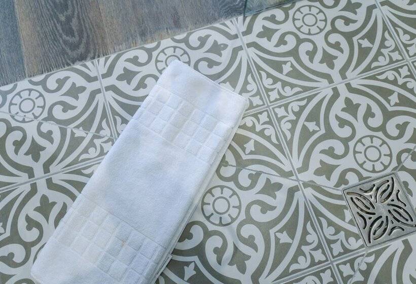 レジデンス Borrowfield Lodge