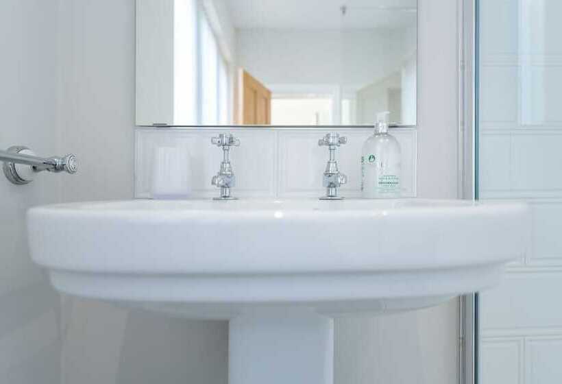 レジデンス Borrowfield Lodge