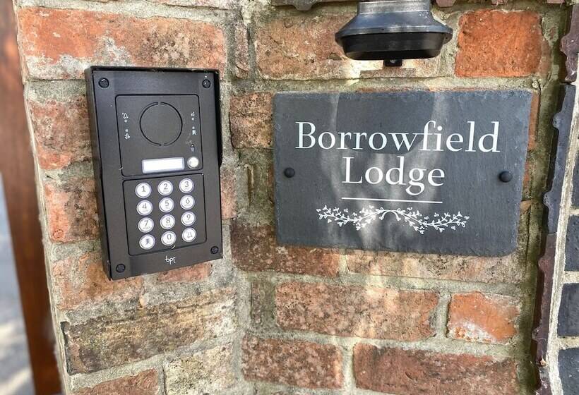 レジデンス Borrowfield Lodge