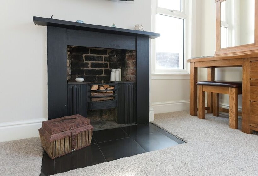 レジデンス Borrowfield Lodge