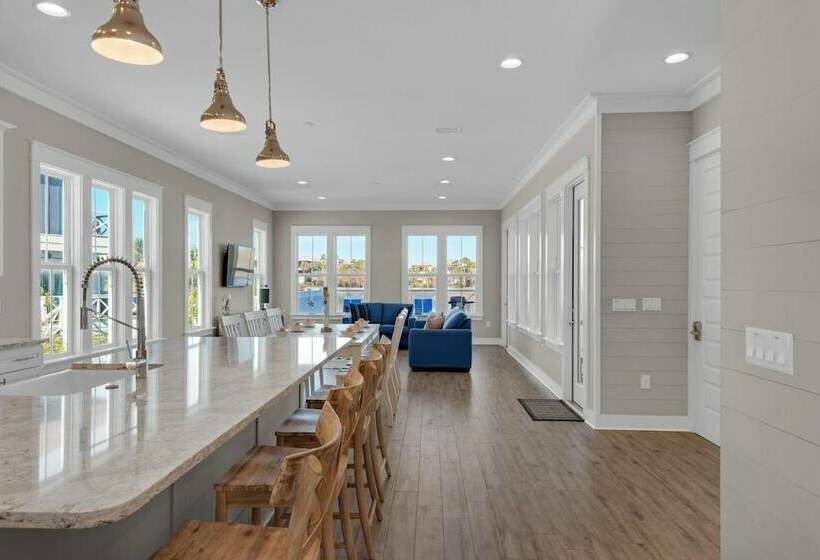 Song By The Seashipwatch