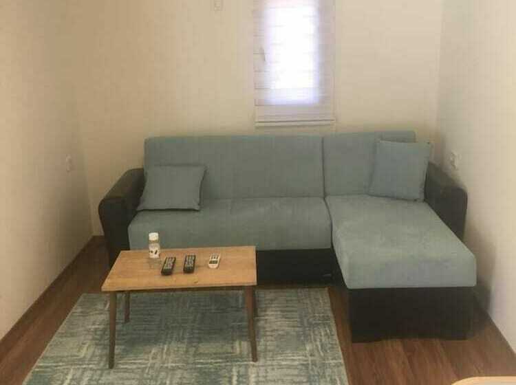 Bed and Breakfast Yenivadi