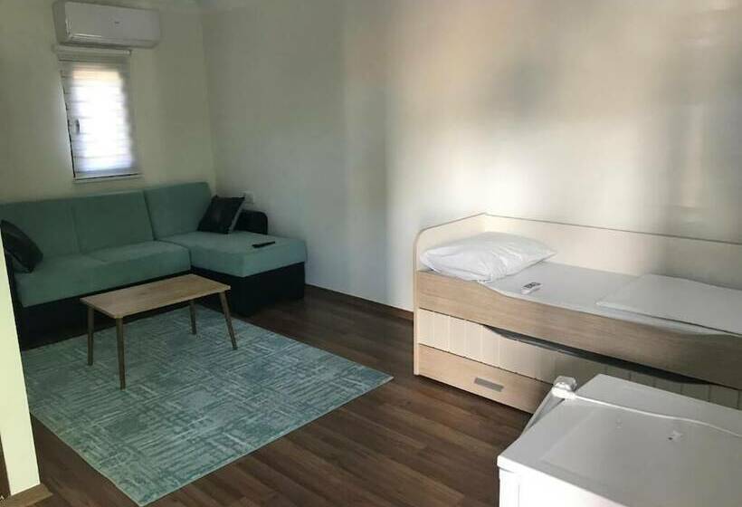 Bed and Breakfast Yenivadi