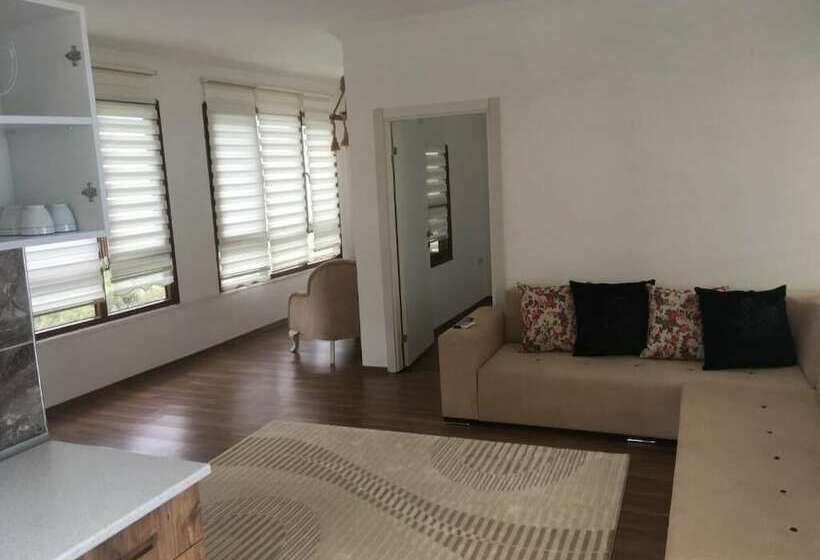 Bed and Breakfast Yenivadi