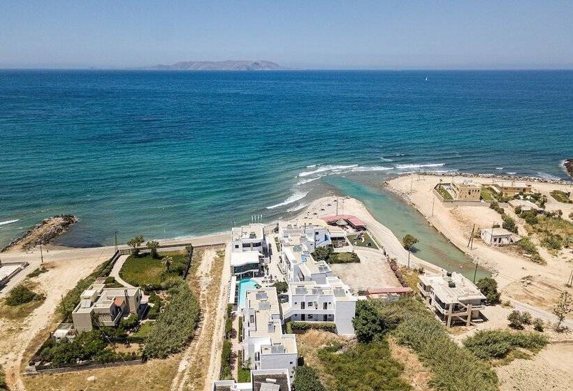 Golden Bay Boutique Hotel & Bungalows