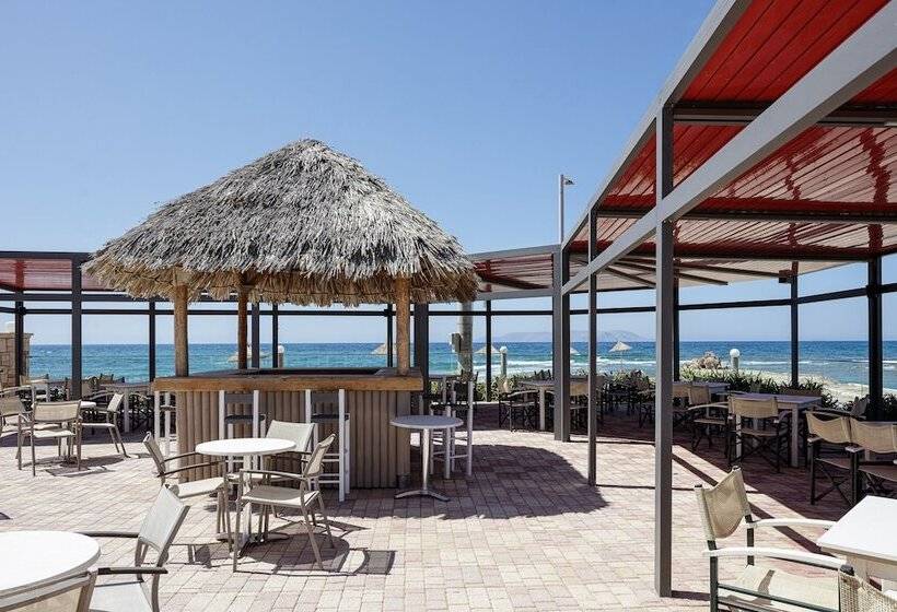 Golden Bay Boutique Hotel & Bungalows