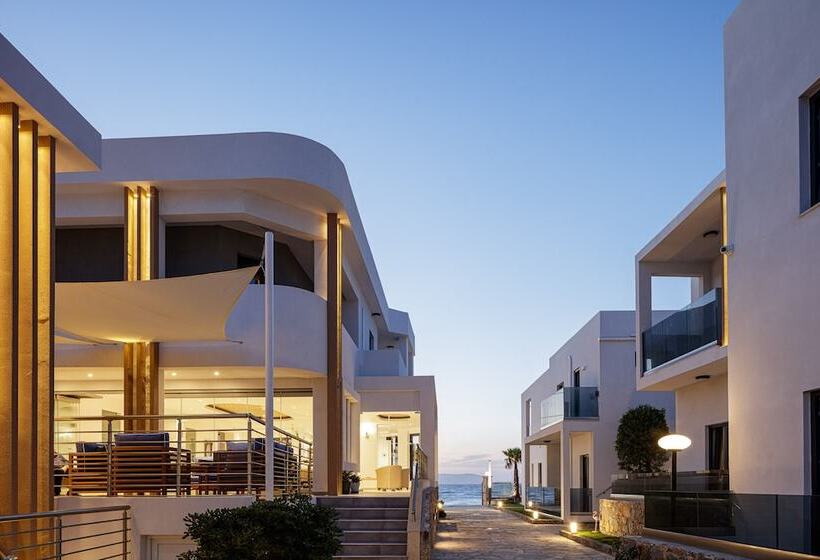 Golden Bay Boutique Hotel & Bungalows