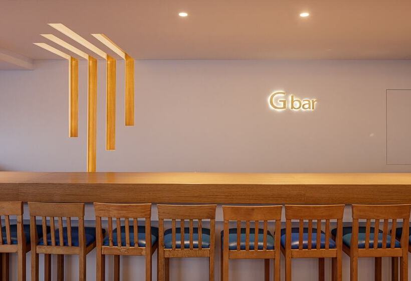 Golden Bay Boutique Hotel & Bungalows