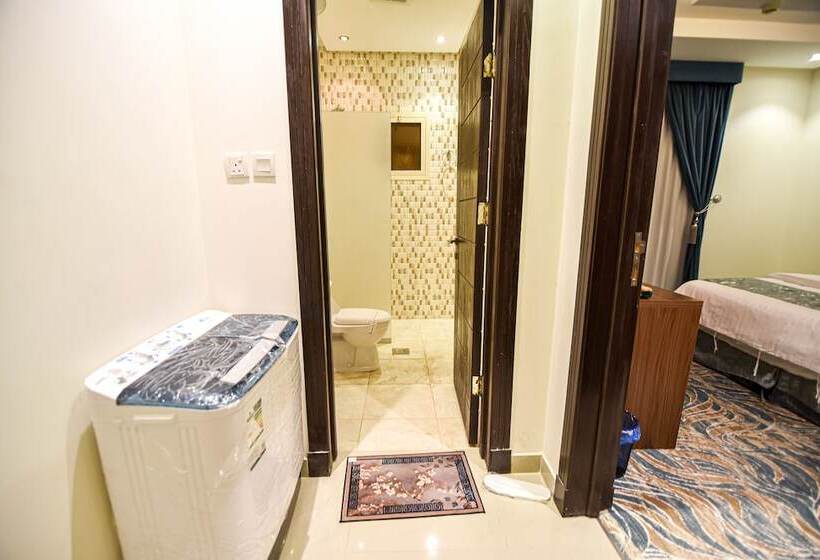 בית מלון כפרי Laylati Al Hamra