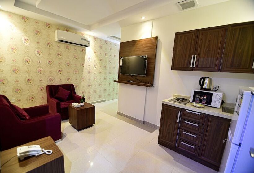 בית מלון כפרי Laylati Al Hamra