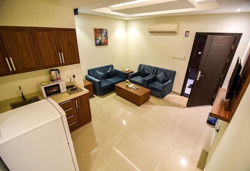 בית מלון כפרי Laylati Al Hamra