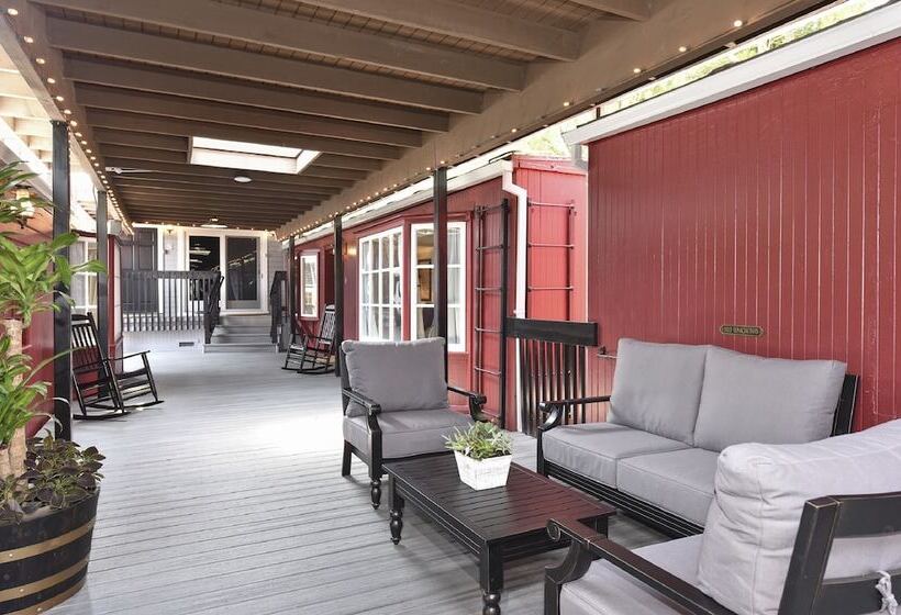 Отель Napa Valley Railway Inn