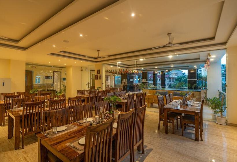 Moustache Rishikesh Luxuria Hostel