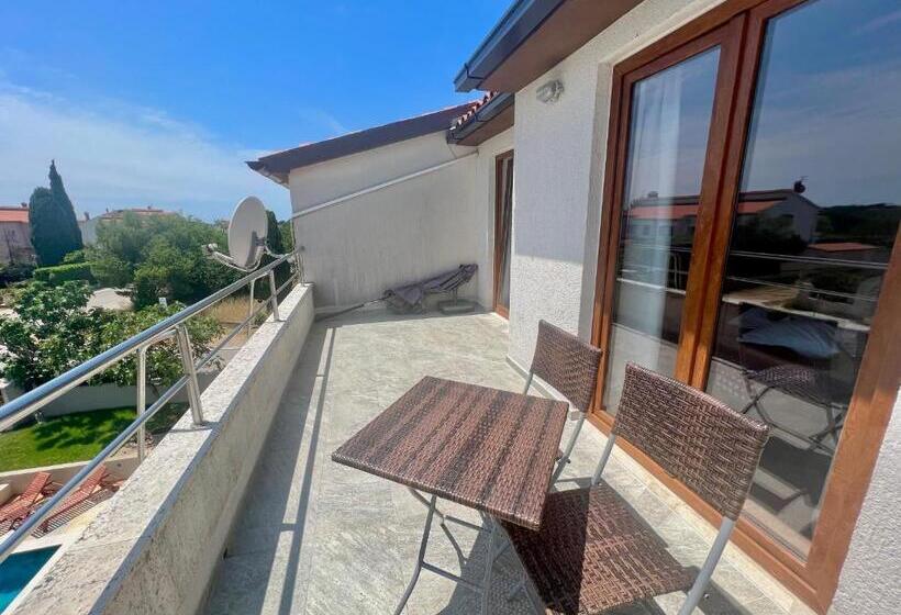 Пансион Linc Rooms & Apartments