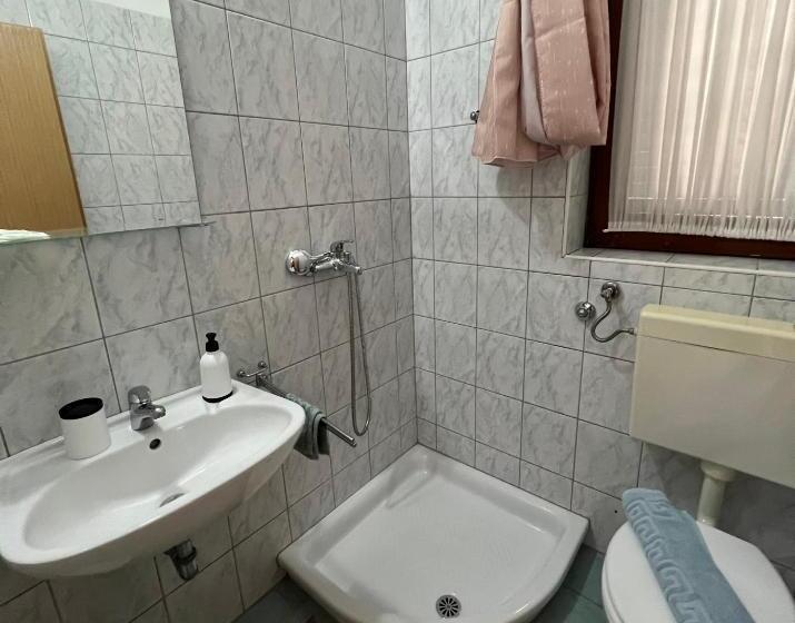 Пансион Linc Rooms & Apartments