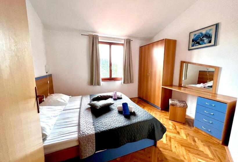 Пансион Linc Rooms & Apartments