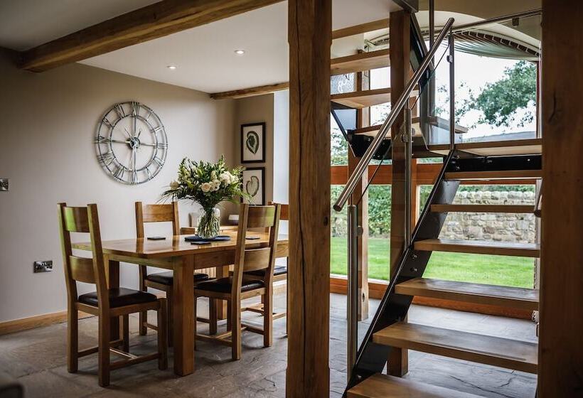 إقامة Beautiful Secluded 2 Bed Barn With Woodfire Hottub