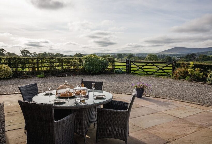 إقامة Beautiful Secluded 2 Bed Barn With Woodfire Hottub