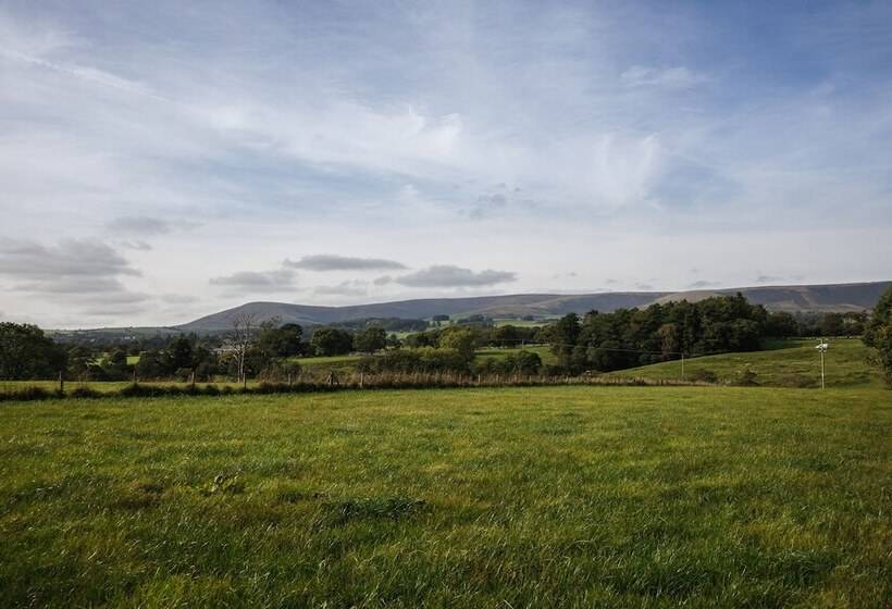 إقامة Beautiful Secluded 2 Bed Barn With Woodfire Hottub