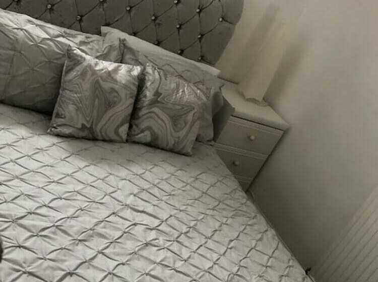 إقامة Lovely 3bed House In Gillingham