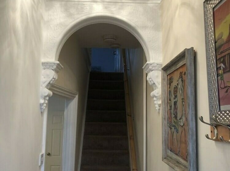 إقامة Lovely 3bed House In Gillingham