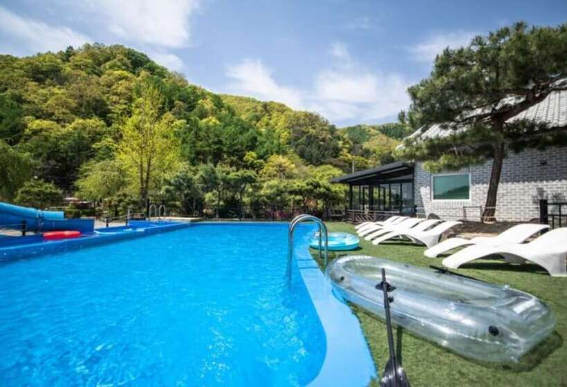 Gapyeong Chunhyang And Bangja Pension