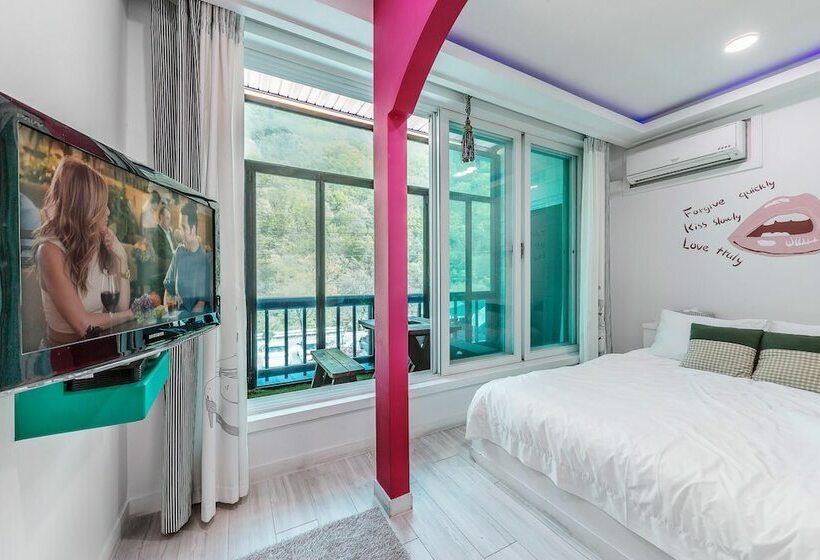 Gapyeong Lagostheme Pension