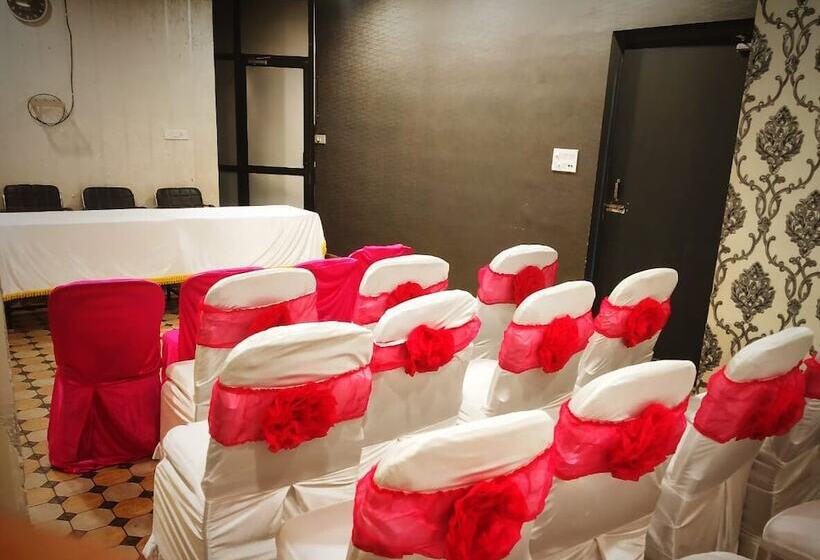 فندق Chhattisgarh Inn