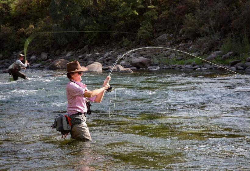 هتل Montage Big Sky