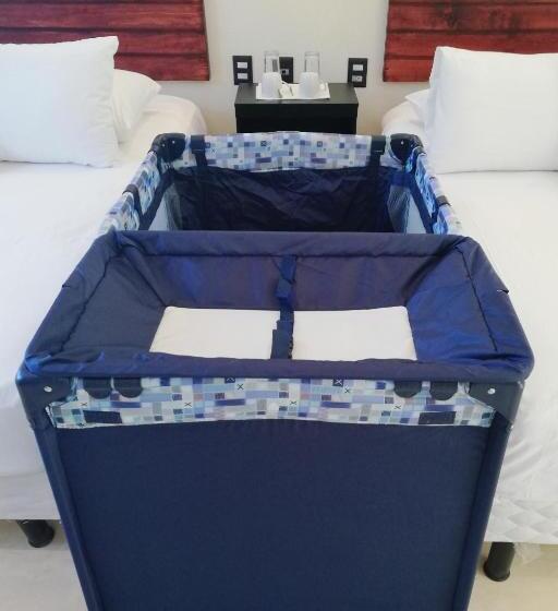 בית מלון כפרי Villas Palmar Holbox