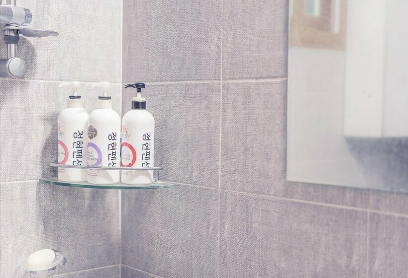 Yeosu Junghyun Pension