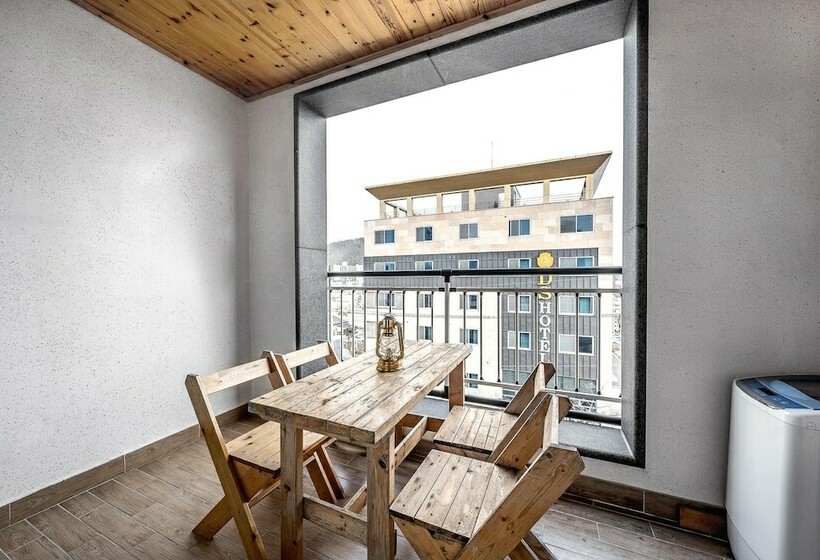 Yeosu Junghyun Pension