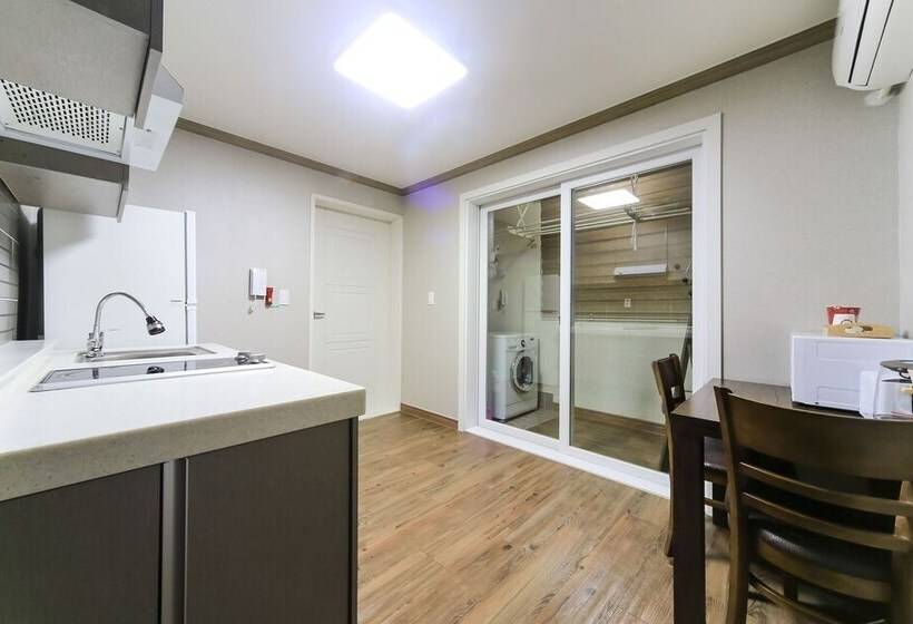 모텔 Geojedo Okpo Geoje Business