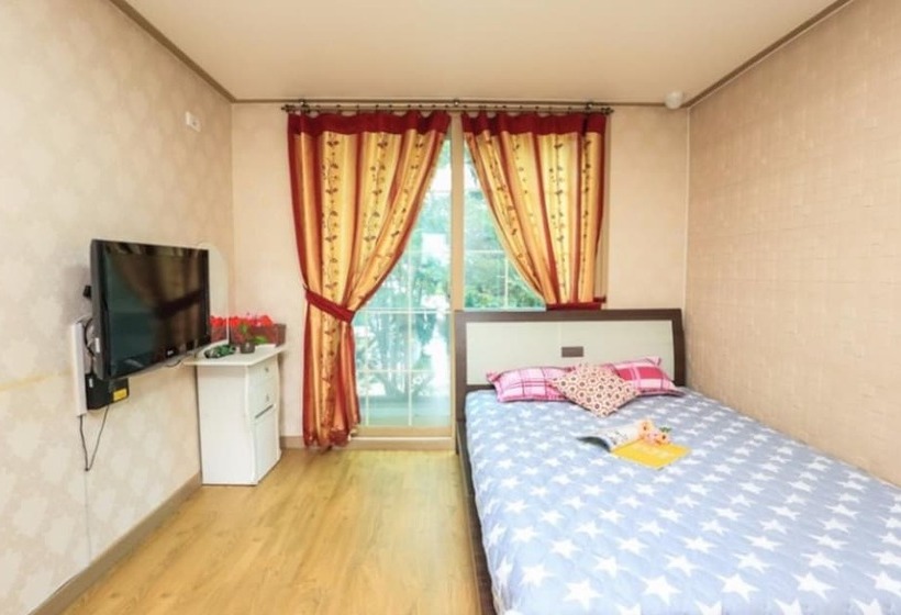 Pyeongchang Heungjeong Sketch Pension